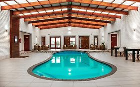 Yalla Yalla Boutique Hotel